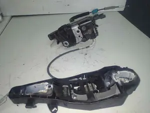 Foto de CERRADURA PUERTA DELANTERA IZQUIERDA PEUGEOT RIFTER 1.5 Blue-HDI FAP (131 CV / 96 KW) referencia A048069