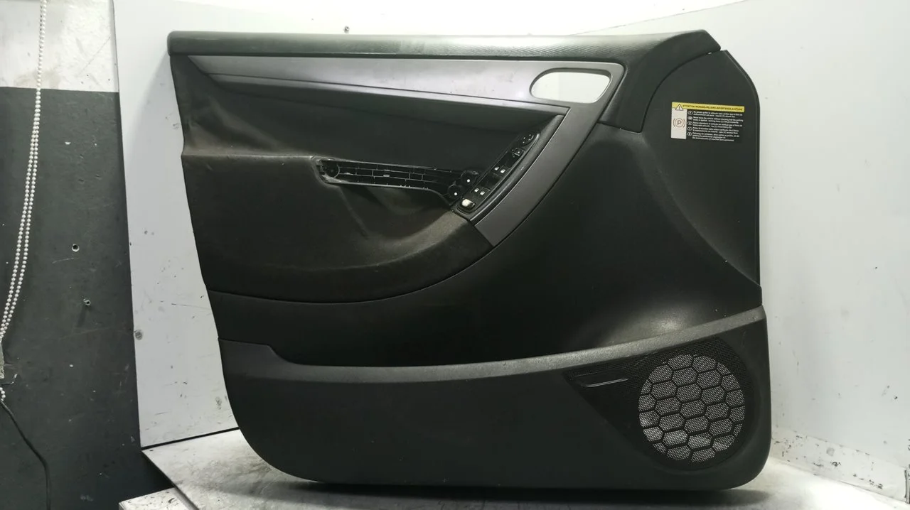Foto de GUARNECIDO PUERTA DELANTERA IZQUIERDA CITROEN C4 PICASSO 1.6 16V HDi FAP (109 CV / 80 KW) referencia 96858380ZD
