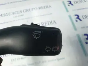 Foto de MANDO LIMPIA FORD GALAXY (VY) referencia 4B0953503F foto 2
