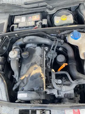 Foto de CAJA CAMBIOS AUDI A4 BERLINA (8E) 1.9 TDI (131 CV / 96 KW) referencia 01E300049 V