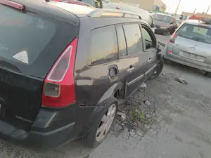 Foto de PINZA DE FRENO TRASERA DERECHA RENAULT MEGANE II GRANDTOUR 1.9 dCi Diesel FAP (131 CV / 96 KW) referencia 7701207694