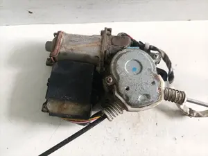 Foto de ELEVALUNAS TRASERO DERECHO MITSUBISHI GALANT FAMILIAR (EA0) 2.5 V6 24V CAT (163 CV / 120 KW) referencia MR215442 foto 4