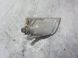 Foto de FARO ANTINIEBLA TRASERO DERECHO FORD FOCUS BERLINA (CAP) 1.6 16V CAT (101 CV / 74 KW) referencia 20231010003 foto 3