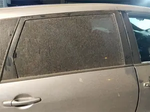 Foto de LUNA TRASERA DERECHA MITSUBISHI GRANDIS (NA0W)