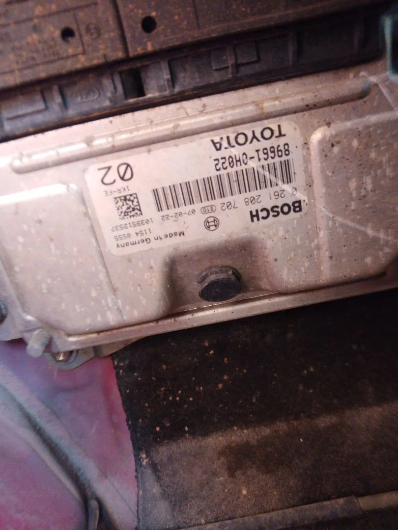 Foto de CENTRALITA MOTOR UCE PEUGEOT 107 1.0 CAT (384F) (68 CV / 50 KW)