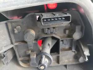 Foto de PILOTO TRASERO DERECHO CITROEN XSARA BERLINA referencia 2534D foto 2