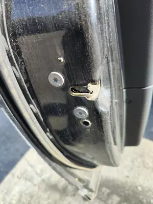 Foto de CERRADURA PUERTA DELANTERA IZQUIERDA CITROEN C4 COUPE 1.4 16V (88 CV / 65 KW)