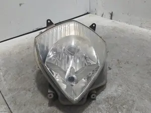 Foto de FARO DELANTERO HONDA FES /SH /SES /DYLAN /PS   125 125 cm3 - 10 kW CAT-U (14 CV / 10 KW) referencia 50R-000735