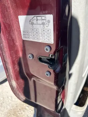 Foto de CERRADURA PUERTA DELANTERA IZQUIERDA RENAULT TRAFIC II FURGÓN 2.5 dCi Diesel CAT (135 CV / 99 KW) referencia 7700311807