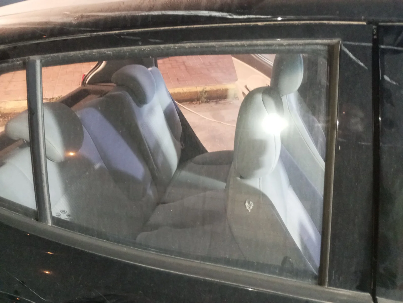 Foto de LUNA TRASERA DERECHA KIA PICANTO (SA) 1.1 CAT (65 CV / 48 KW) referencia 8342107010