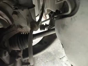 Foto de BIELETA ESTABILIZADORA DELANTERA DERECHA RENAULT CLIO III 1.5 dCi Diesel CAT (86 CV / 63 KW)