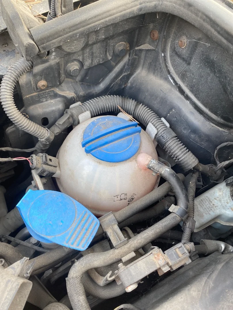 Foto de DEPOSITO EXPANSION VOLKSWAGEN TOURAN (1T3) 1.6 TDI DPF (105 CV / 77 KW) referencia 1K0121407F
