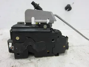 Foto de CERRADURA PUERTA DELANTERA IZQUIERDA AUDI A4 BERLINA (8E) 2.0 16V FSI (150 CV / 110 KW) referencia 4B1837015G foto 4