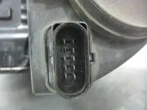 Foto de FARO DERECHO AUDI A3 (8L) 1.8 20V (125 CV / 92 KW) referencia 5P1941006A foto 4