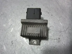 Foto de CAJA PRECALENTAMIENTO NISSAN CABSTAR E 3.0 Diesel (120 CV / 88 KW) referencia 9640469680