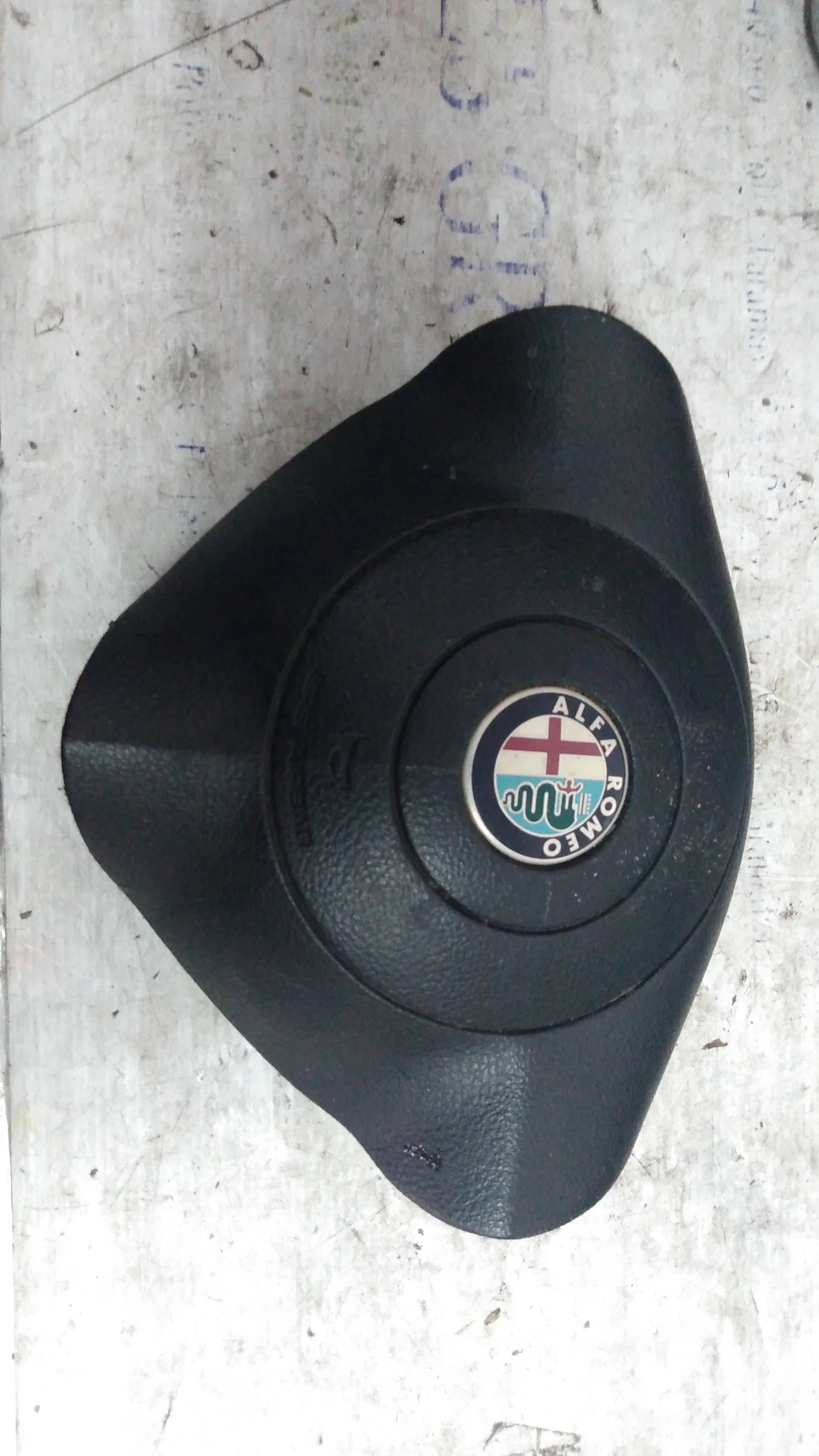 Foto de AIRBAG DELANTERO IZQUIERDO ALFA ROMEO 147 (190) 1.6 16V CAT (120 CV / 88 KW) referencia 735289920