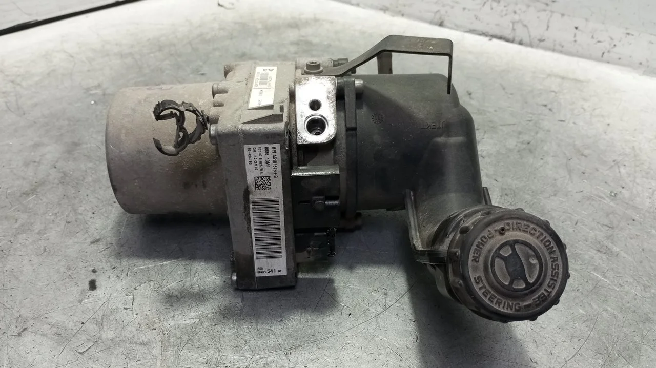Foto de BOMBA DIRECCION PEUGEOT 508 2.0 16V HDi FAP (140 CV / 103 KW) referencia 9676154180