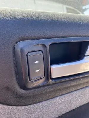Foto de MANDO ELEVALUNAS DELANTERO DERECHO FORD FOCUS SPORTBREAK (CB4)