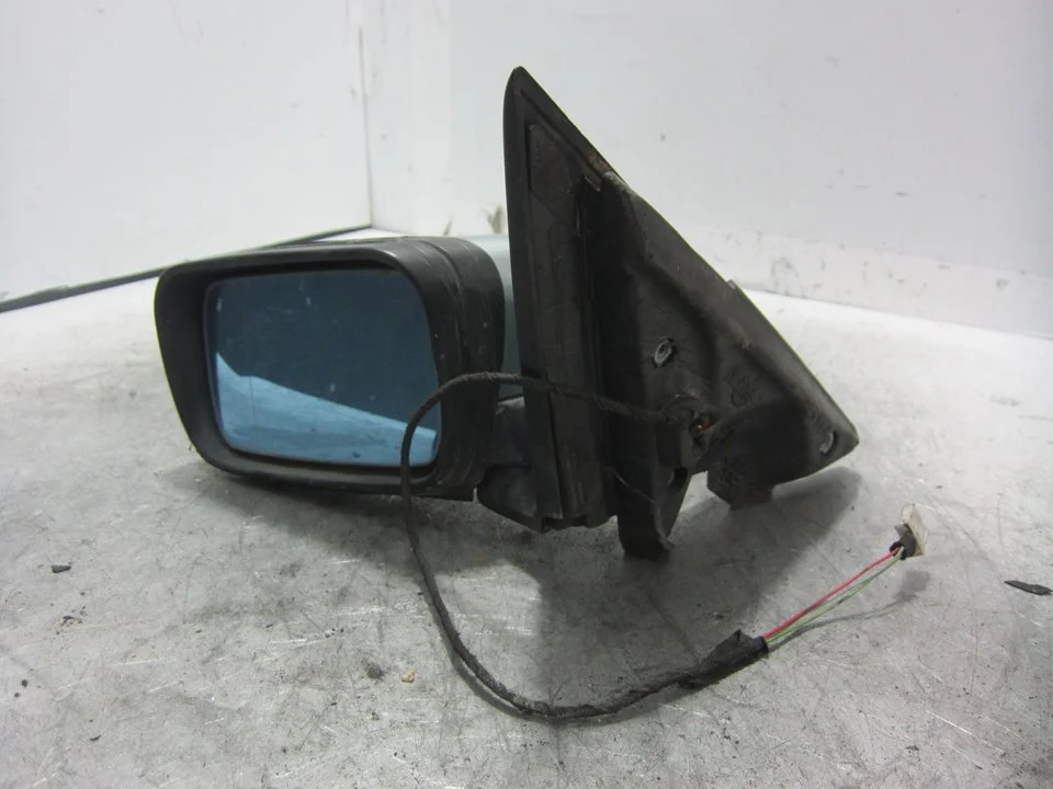 Foto de RETROVISOR IZQUIERDO BMW SERIE 3 COMPACTO (E46) M47N204D4 referencia 13528910