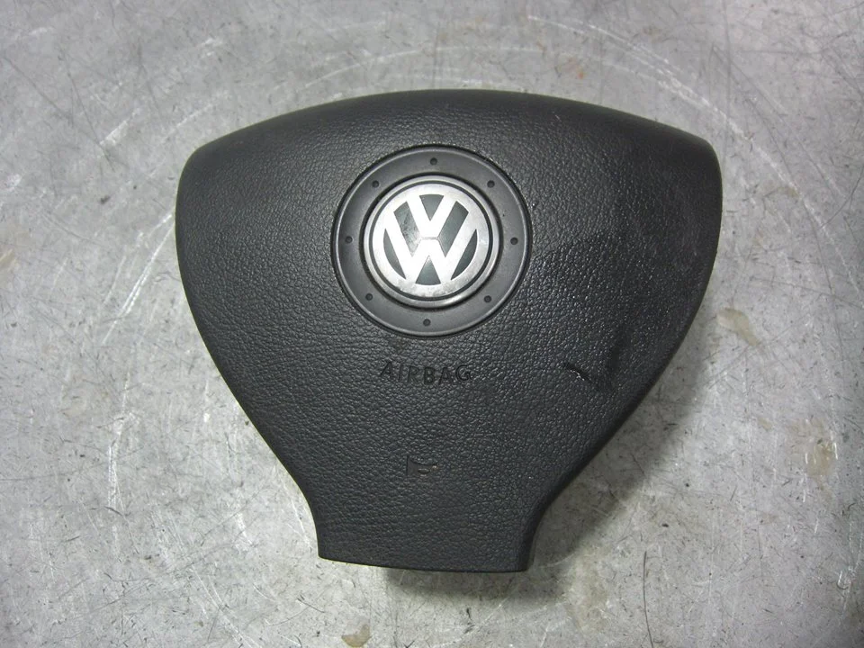 Foto de AIRBAG DELANTERO IZQUIERDO VOLKSWAGEN GOLF V (1K1)(10.2003) 1.9 TDI (105 CV / 77 KW) referencia 1K0880201B