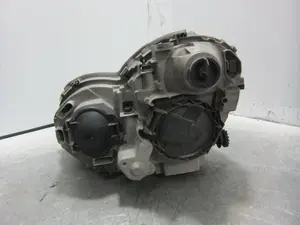 Foto de FARO DERECHO MERCEDES-BENZ CLASE C (BM 203) BERLINA 2.7 CDI 20V CAT (170 CV / 125 KW) referencia A2038200261 foto 5