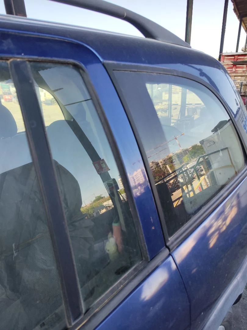 Foto de LUNA CUSTODIA TRASERA IZQUIERDA OPEL ZAFIRA A 1.6 16V (101 CV / 74 KW)