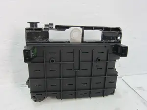 Foto de CAJA RELES / FUSIBLES PEUGEOT 206 1.4 HDi (68 CV / 50 KW) referencia 9650664180 foto 2