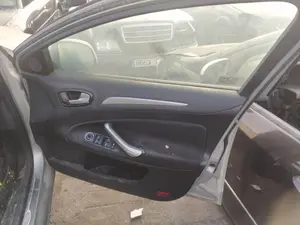 Foto de RETENEDOR PUERTA FORD MONDEO BERLINA (CA2) 1.8 TDCi CAT (125 CV / 92 KW)