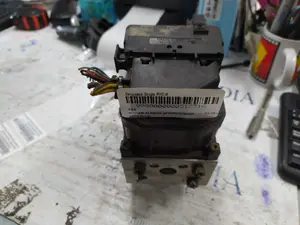 Foto de ABS NISSAN ALMERA (N16/E) 2.2 16V Turbodiesel CAT (110 CV / 81 KW) referencia 0273004635 foto 1