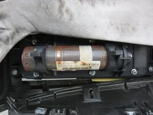 Foto de KIT AIRBAG MERCEDES-BENZ CLS (BM 219) 3.0 CDI CAT (224 CV / 165 KW) referencia A1714640518 foto 20