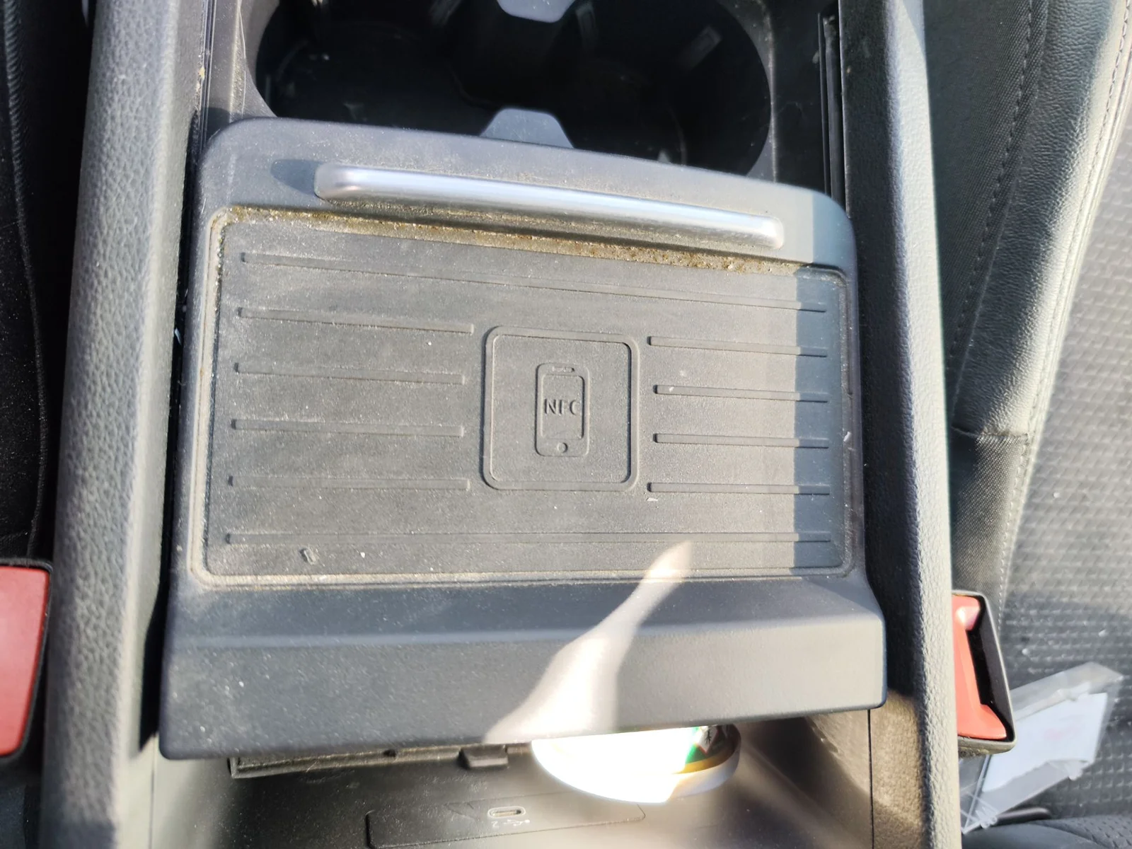 Foto de CARGADOR MOVIL AUDI Q5 FYG Híbrido 220 kW (2.0 Ltr. - 195 kW TFSI) (299 CV / 220 KW) referencia 80A864747A