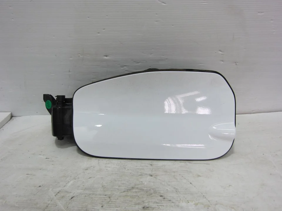 Foto de TAPA EXTERIOR COMBUSTIBLE FORD TRANSIT CONNECT (CHC) 1.5 EcoBlue TDCi CAT (75 CV / 55 KW) referencia V27936