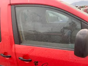 Foto de LUNA DELANTERA DERECHA VOLKSWAGEN CADDY (2K)(02.2004) 2.0 SDI (69 CV / 51 KW) referencia 2K0845202C