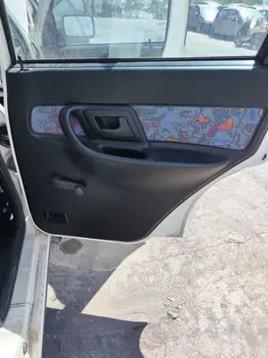 Foto de GUARNECIDO PUERTA TRASERA DERECHA SEAT IBIZA (6K1) 1.4  (60 CV / 44 KW)