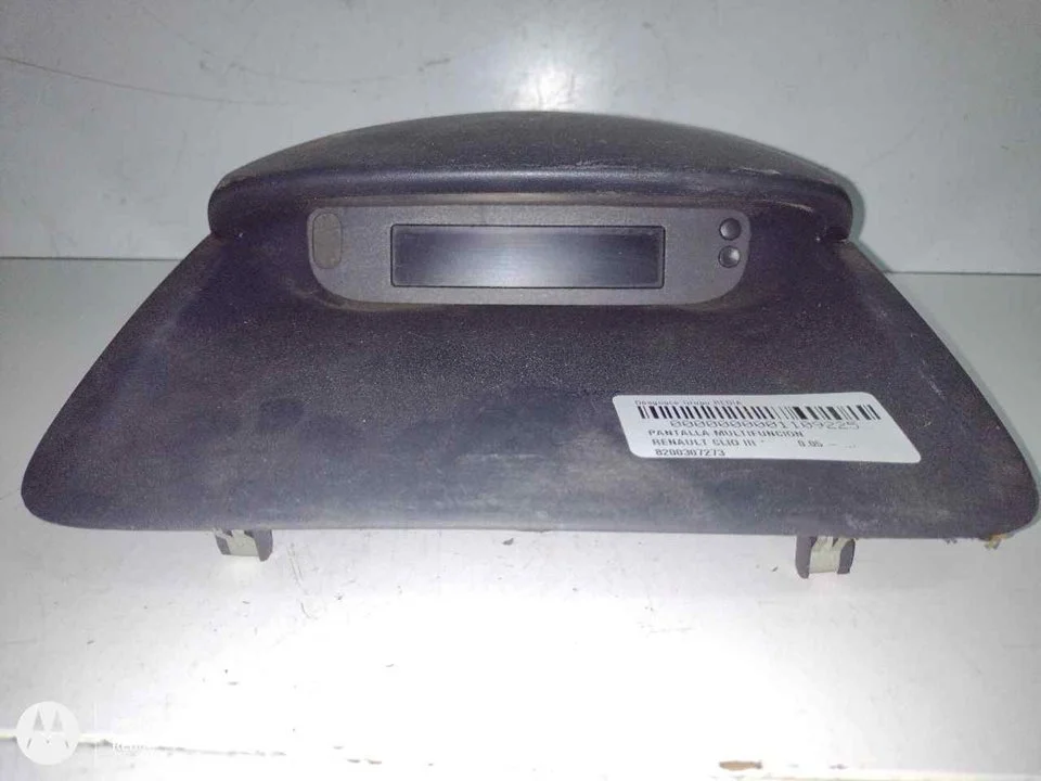 Foto de PANTALLA MULTIFUNCION RENAULT CLIO III referencia 8200307273