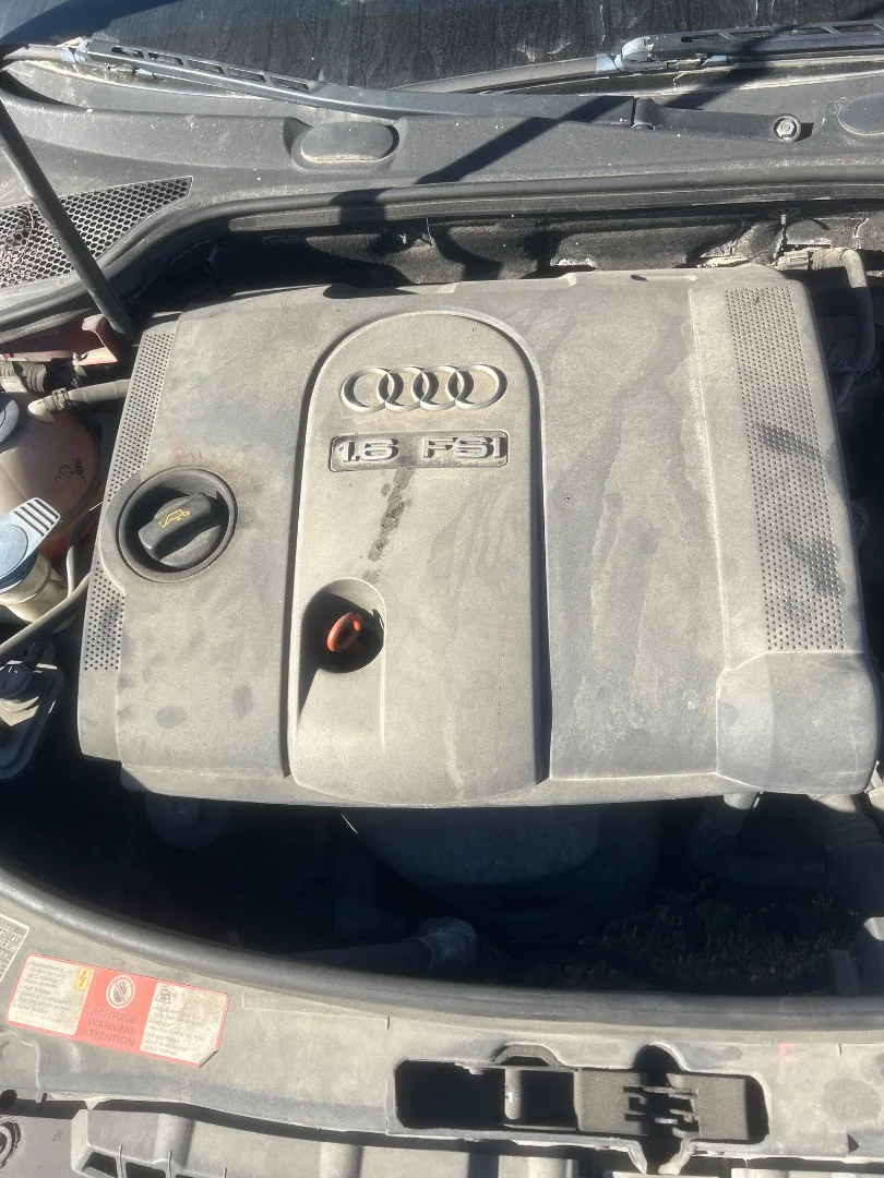 Foto de TAPA MOTOR AUDI A3 SPORTBACK (8PA) 1.6 16V FSI (116 CV / 85 KW)