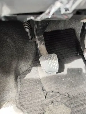 Foto de PEDAL EMBRAGUE MERCEDES-BENZ VIANO (639) 2.1 CDI CAT (150 CV / 110 KW)