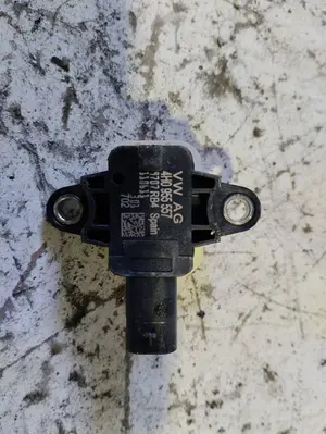 Foto de SENSOR VOLKSWAGEN POLO V (6R1) 1.2 TDI (75 CV / 55 KW) referencia 4H0955557 foto 2
