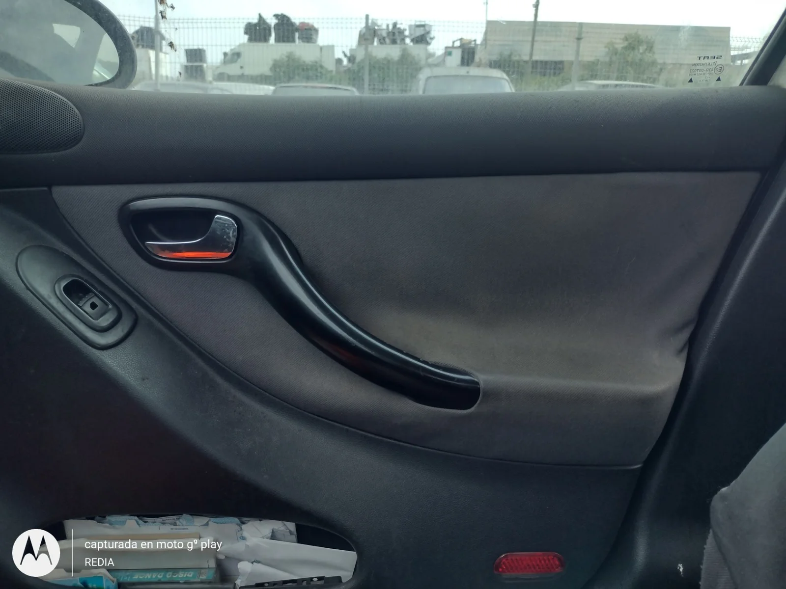 Foto de CERRADURA PUERTA DELANTERA DERECHA SEAT TOLEDO (1M2) 1.9 TDI (90 CV / 66 KW) referencia 6X1837014H