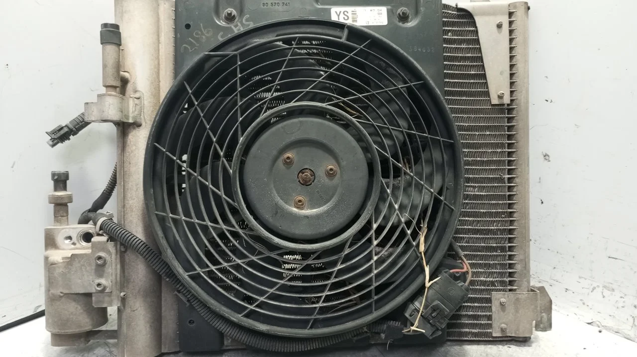 Foto de ELECTROVENTILADOR RADIADOR AIRE ACONDICIONADO OPEL ZAFIRA A 2.0 DTI (101 CV / 74 KW) referencia 9133342