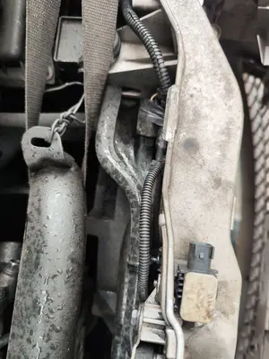 Foto de ELECTROVENTILADOR FORD FOCUS BERLINA (CAP) 1.6 TDCi CAT (90 CV / 66 KW)