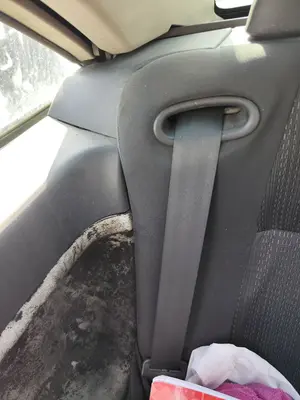 Foto de CINTURON SEGURIDAD TRASERO DERECHO RENAULT MEGANE II COUPE/CABRIO 1.5 dCi Diesel (106 CV / 78 KW)