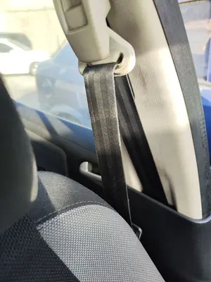 Foto de CINTURON SEGURIDAD DELANTERO IZQUIERDO PEUGEOT 207 1.4 HDi (68 CV / 50 KW) referencia 8975CE