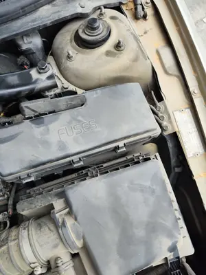 Foto de CENTRALITA MOTOR UCE VOLVO S80 BERLINA 2.4 Diesel (131 CV / 96 KW)