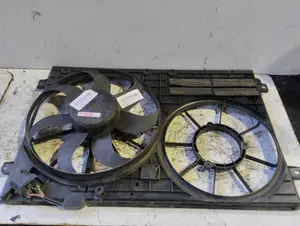 Foto de ELECTROVENTILADOR RADIADOR AIRE ACONDICIONADO VOLKSWAGEN CADDY (2K)(02.2004) 1.9 TDI (105 CV / 77 KW) referencia 1K0121207