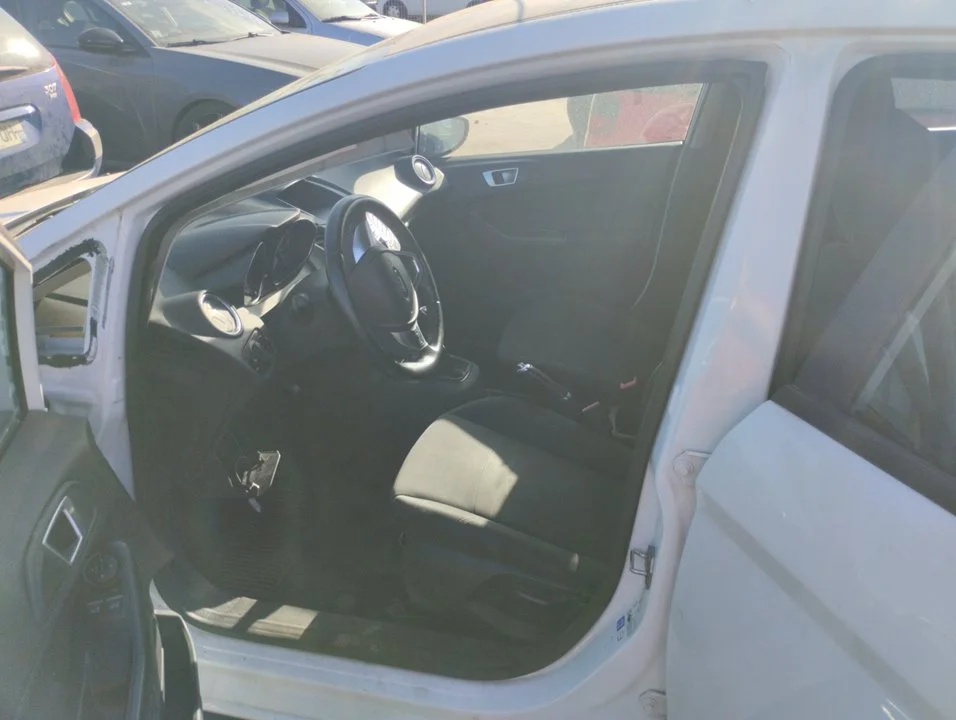 Foto de NO IDENTIFICADO FORD FIESTA (CNN) 1.5 TDCi CAT (75 CV / 55 KW)