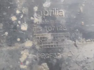 Foto de NO IDENTIFICADO APRILIA ATLANTIC 125 / 250 125 cm3 - 10 kW (14 CV / 10 KW) referencia DIS107128 foto 3