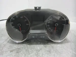 Foto de CUADRO INSTRUMENTOS SEAT IBIZA BERLINA (6J5) 1.4 16V (86 CV / 63 KW) referencia 6J0920805K