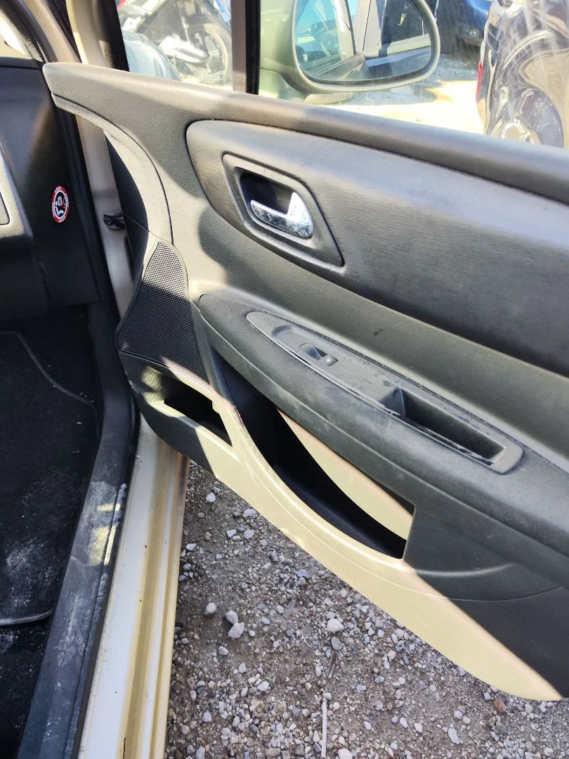 Foto de ELEVALUNAS DELANTERO DERECHO CITROEN C4 BERLINA 1.6 16V HDi (90 CV / 66 KW)