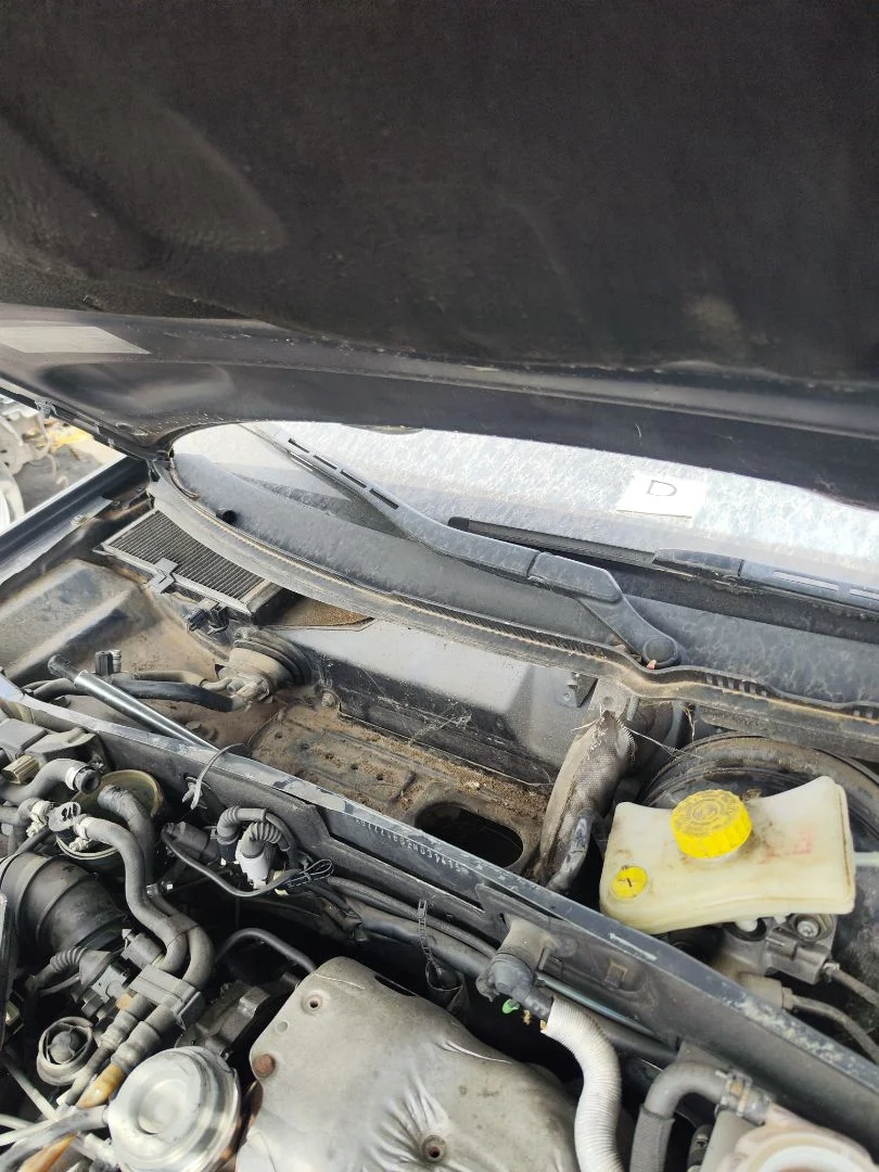 Foto de BRAZO LIMPIA DELANTERO DERECHO AUDI A6 BERLINA (4B2) 2.5 V6 24V TDI (180 CV / 132 KW) referencia 4B1955408D